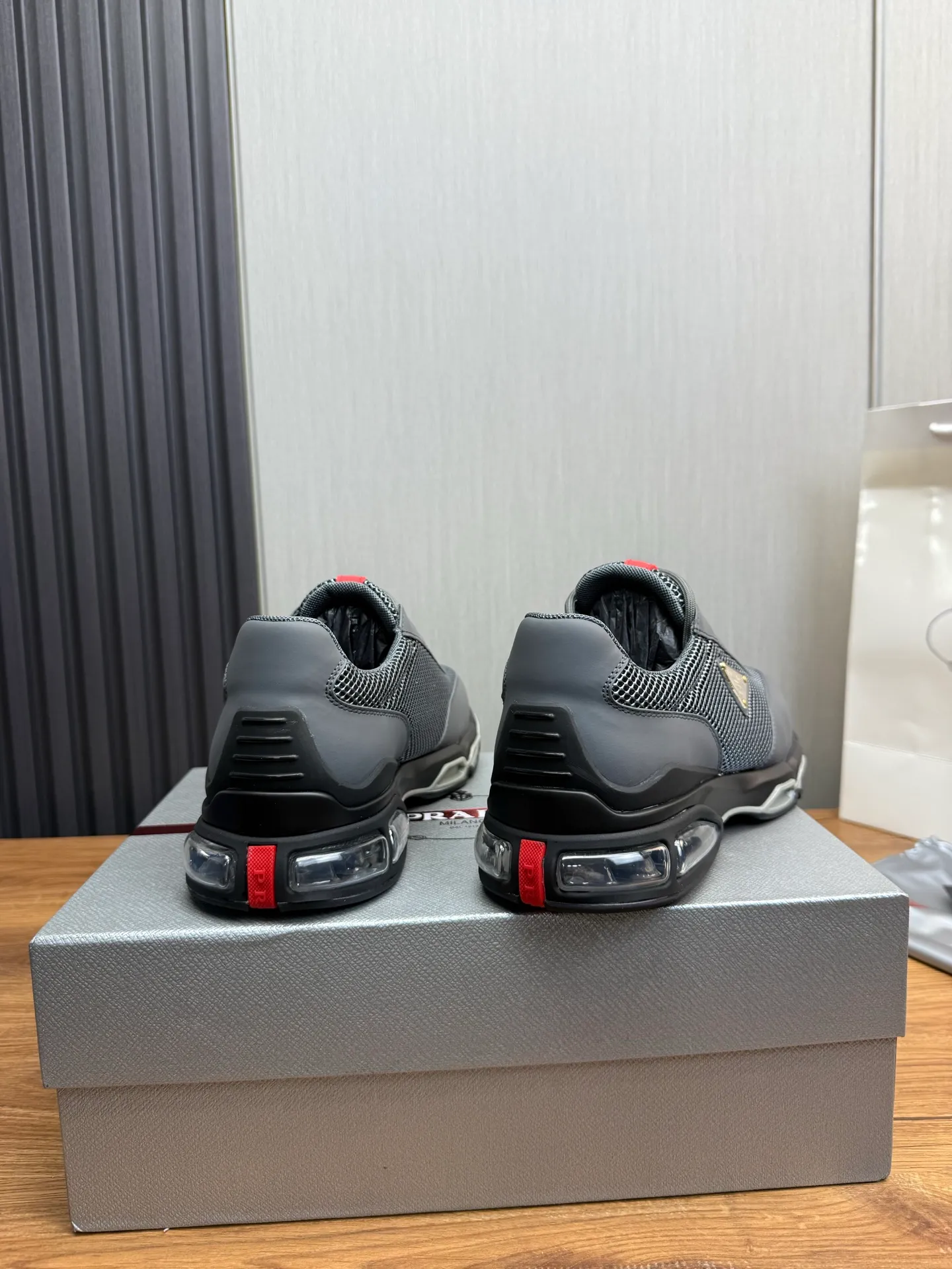 Men's shoes 💰660💰 [PRADA] Men's shoes are popular in the counter, high-quality shipments ✔️Official website synchronization, original imported cowhide with comfortable mesh + cowhide lining, 1⃣️:1⃣️reproduction, original factory air-cushioned original sole, 38-45